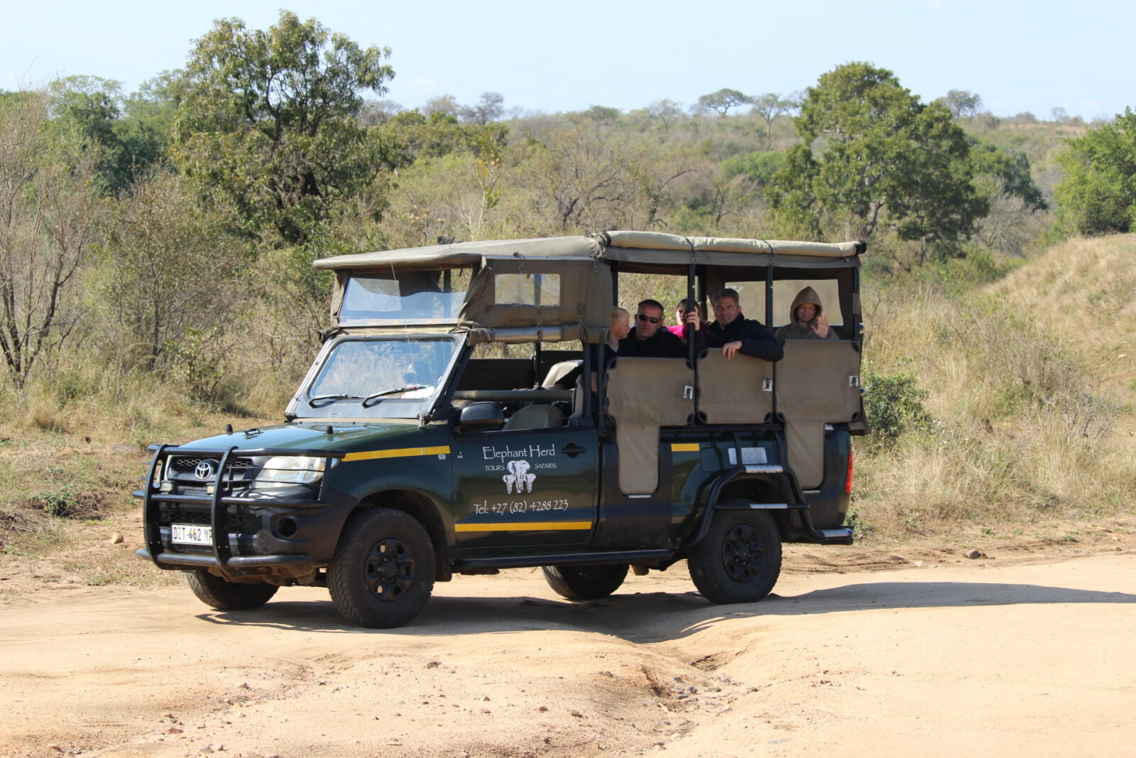 Fredric Switser op Safari, Elephant Herd in het Krugerpark