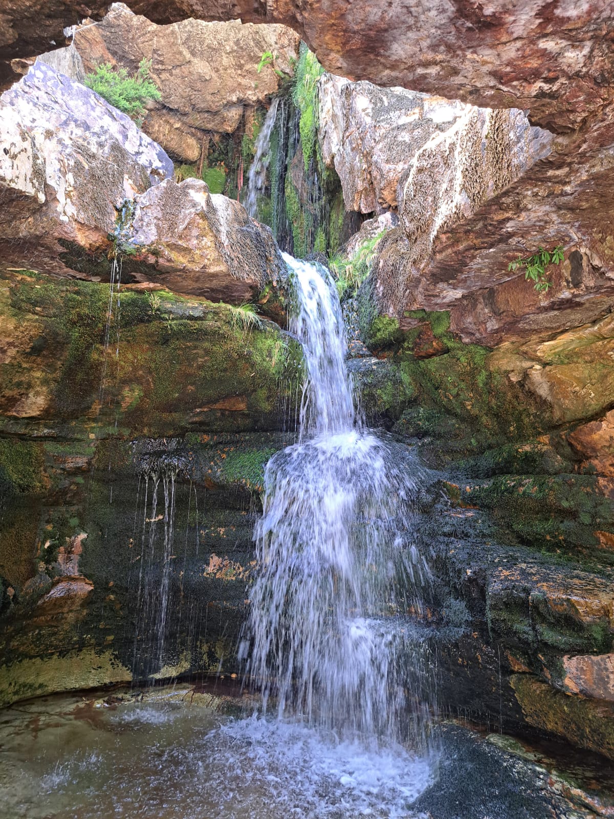 Waterval in Zuid-Afrikaanse grot